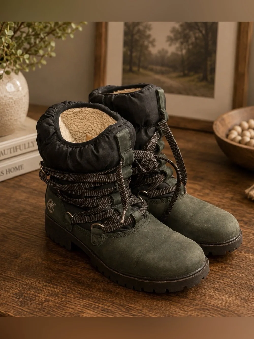Timberland Green suede Sherpa Winter ankle Boots size 8.5